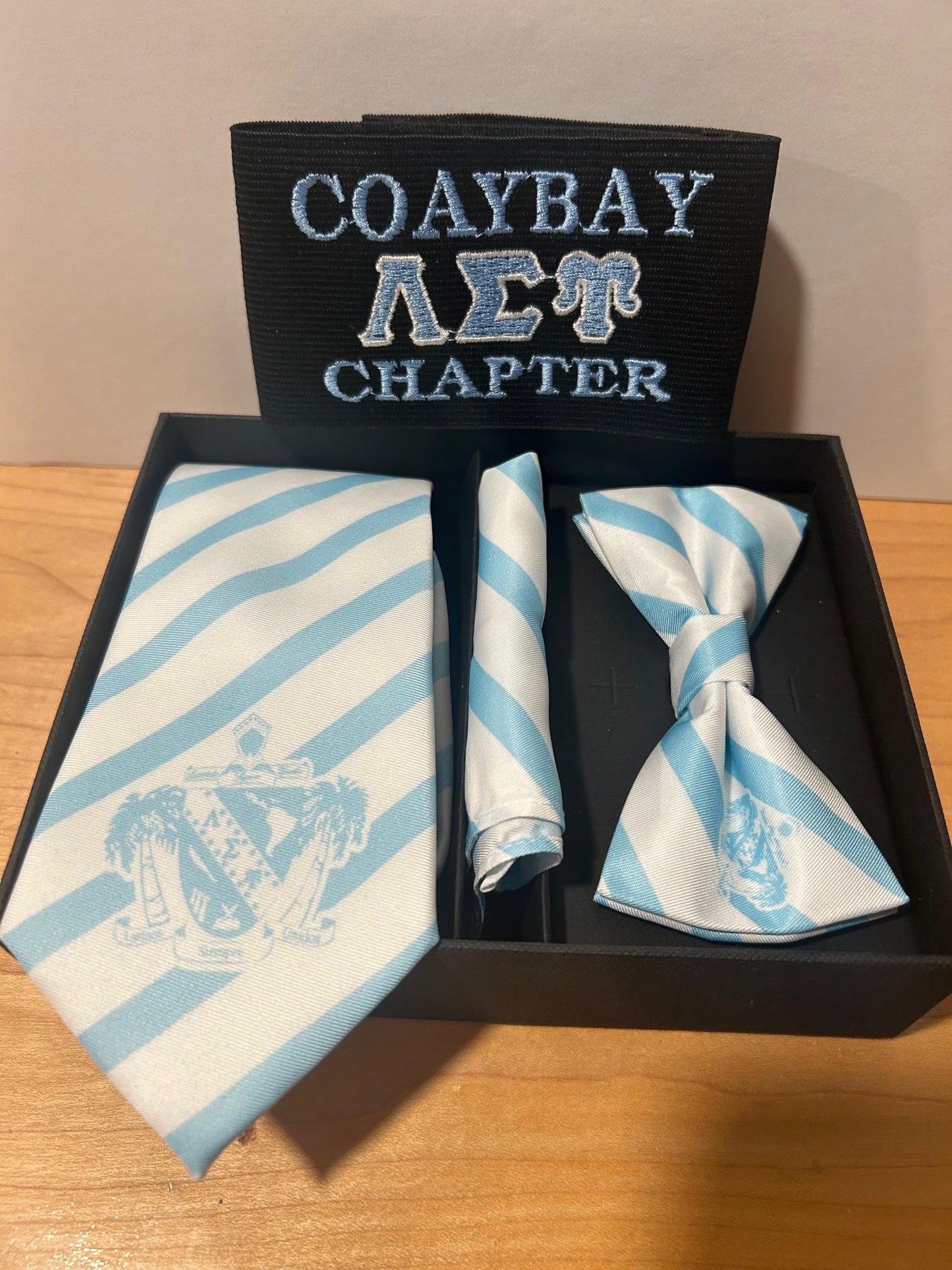 Lambda Sigma Upsilon Tie kit with Coaybay Funeral Armband